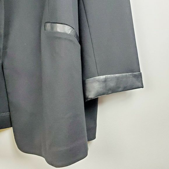 Susan Graver Black Ponte Stretch Blazer 26W NWOT - Picture 4 of 7